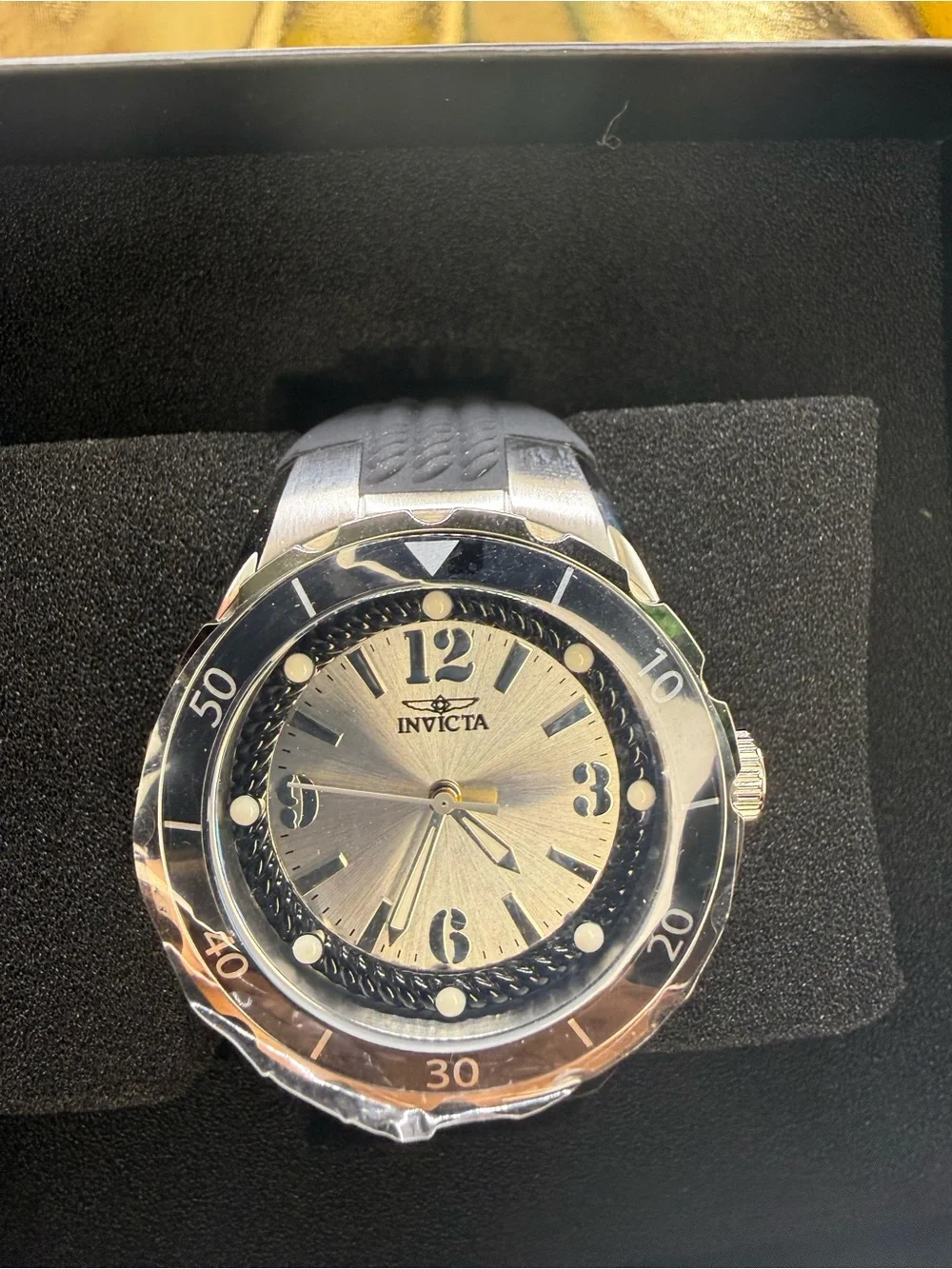 Invicta Silver and Black Men's Dive-Style Watch
